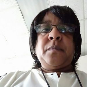 Meet your Posher, Denise